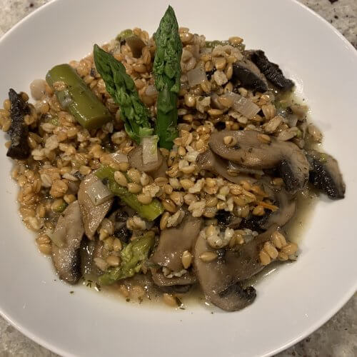 Petit épeautre aux asperges et champignons