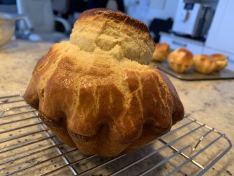 Brioche parisienne ou brioche à tête