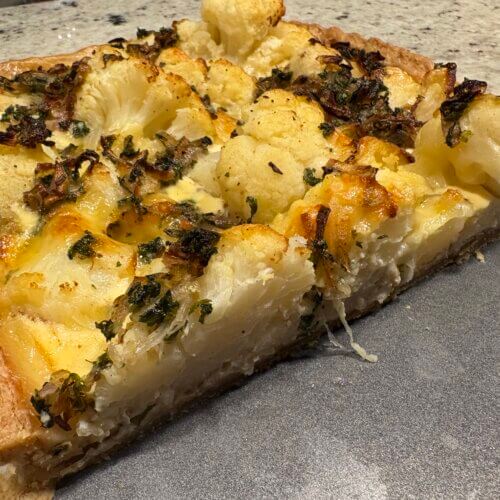 Tarte comté chou-fleur coupée